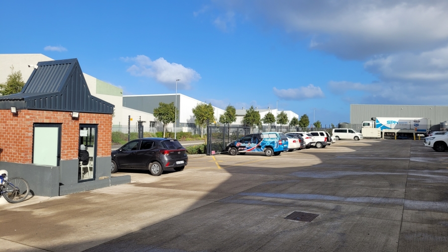To Let commercial Property for Rent in Rivergate Western Cape